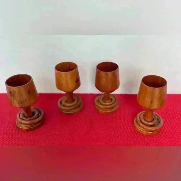 Hand Crafted Bermuda Ceder Friendship Goblet set of 4 - Picture 2 of 5